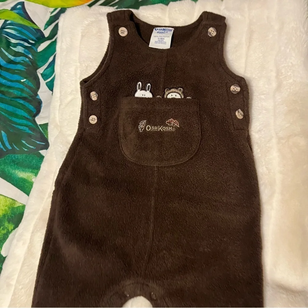Vintage Oshkosh Baby Infant 12M Bunny Raccoon Fleece Button Fall Cozy Overalls